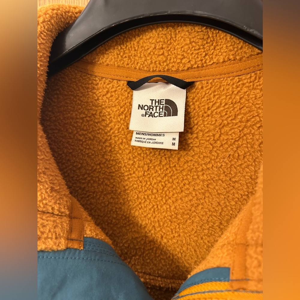 The North Face Carbondale Fleece Vest - Picture 3 of 4